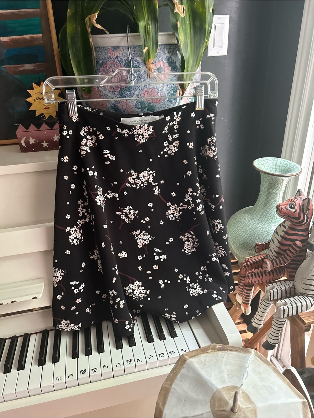 Simons Contemporaine Floral Mini Skirt Womens Black Pink A-Line Casual
